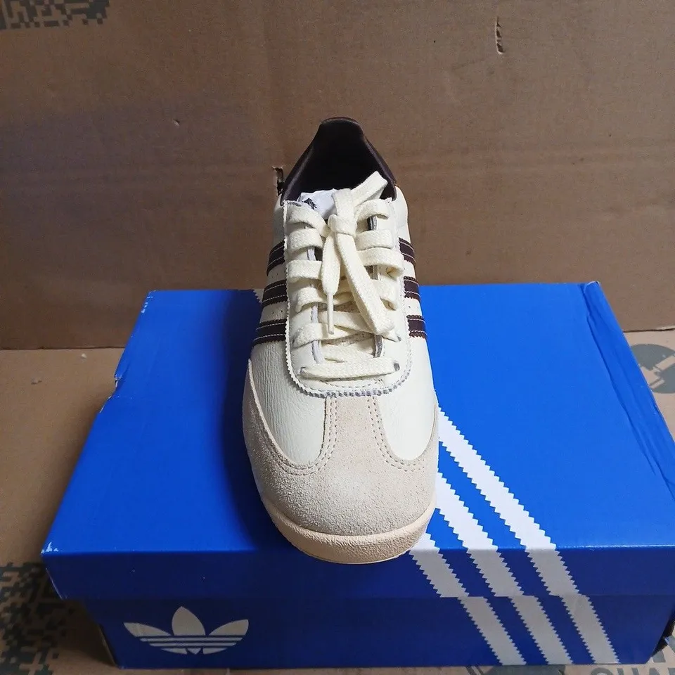 ADIDAS SL72 TRAINERS – WHITE/BEIGE WITH DARK BROWN STRIPES BOXED SIZE 5.5
