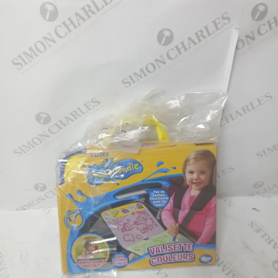 AQUADOODLE COLOUR DOODLE BAG  RRP £15.99