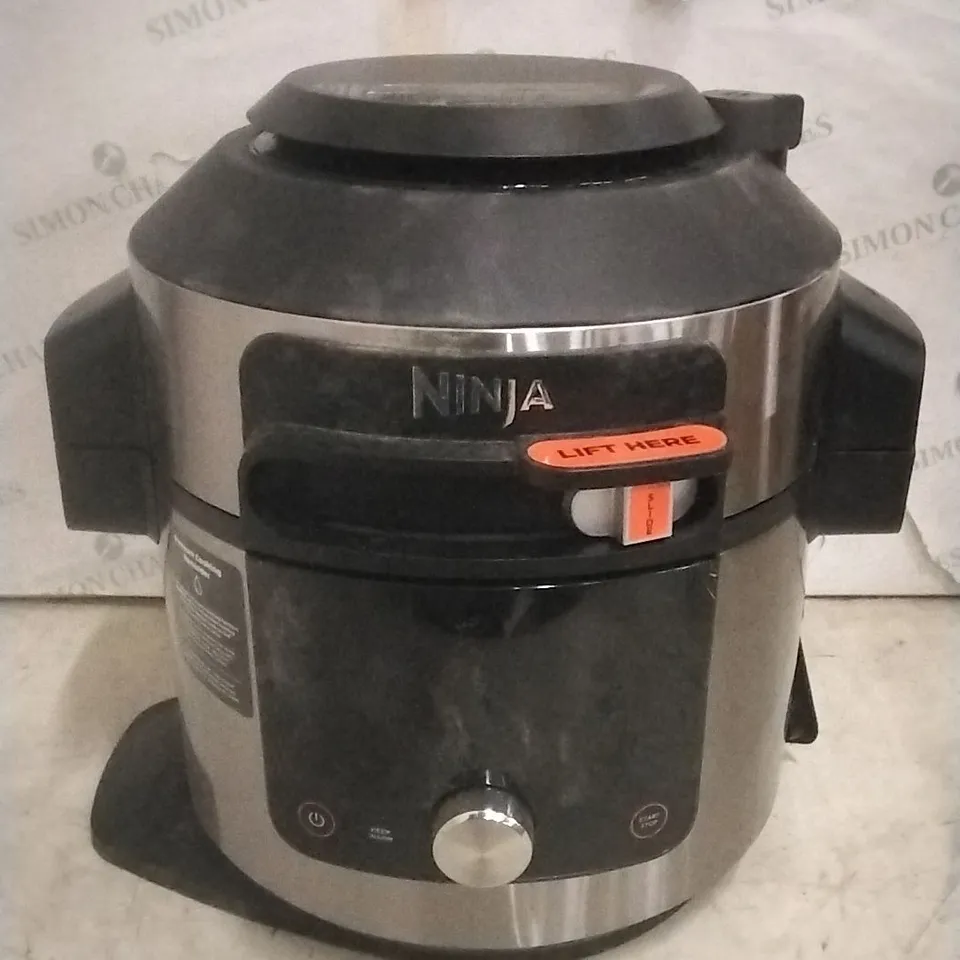 BOXED NINJA FOODI MAX MULTI COOKER