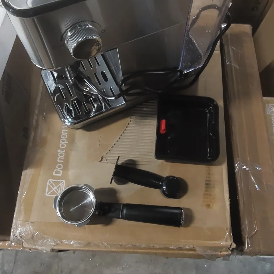BOXED COSTWAY ELECTRIC COFFEE MAKER 