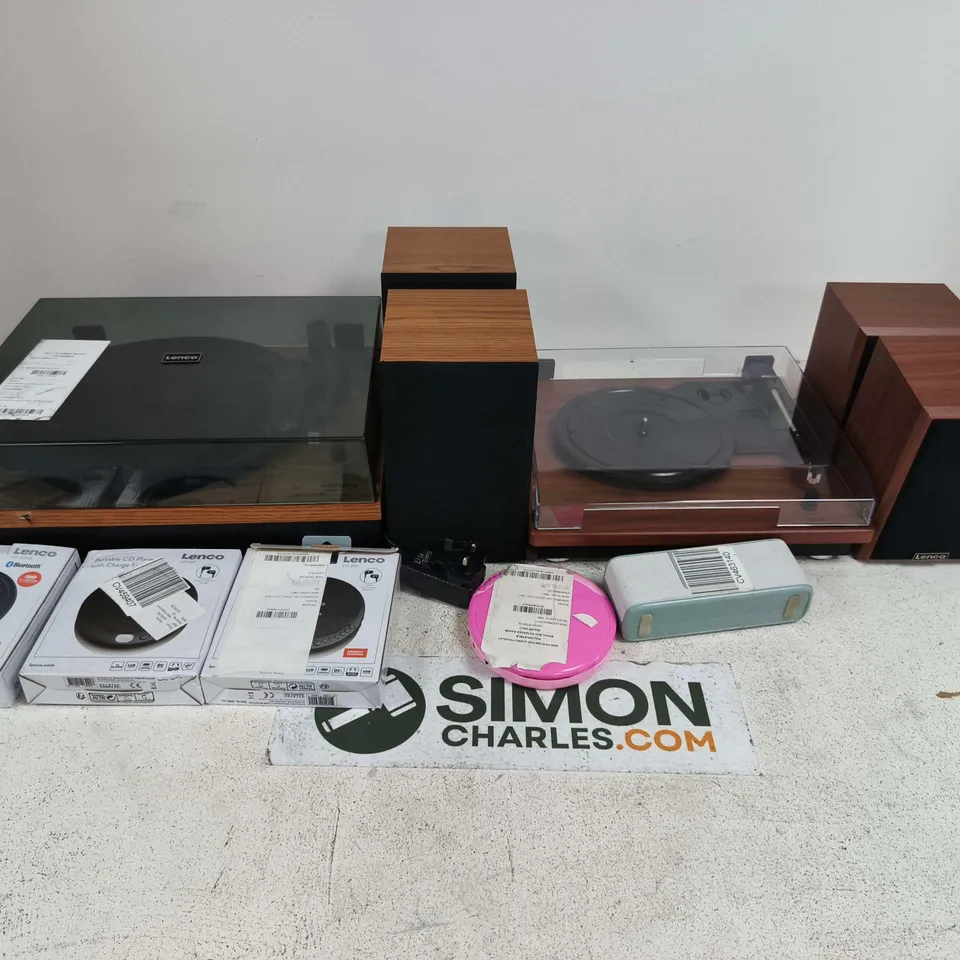 LOT OF 10 ASSORTED LENCO AUDIO ITEMS TO INCLUDE PERSONAL CD-PLAYERS AND TURNTABLES WITH SPEAKERS