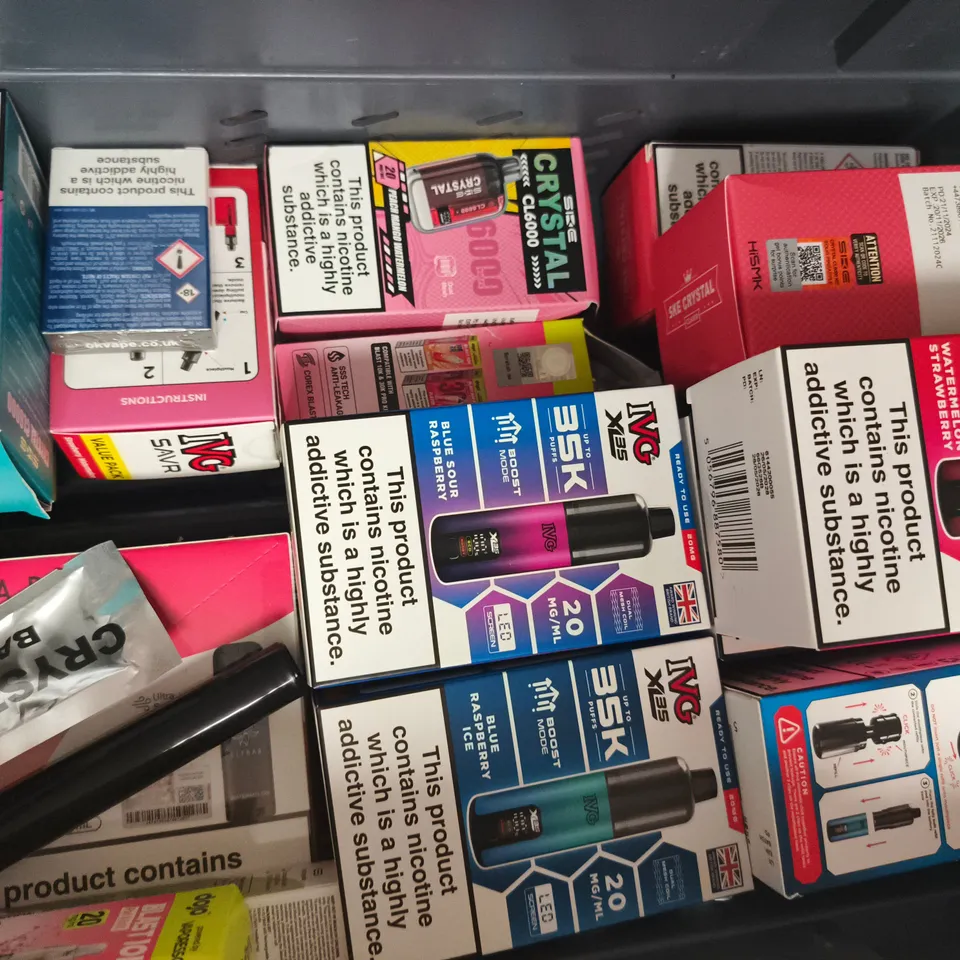 APPROXIAMTELY 20 ASSORTED VAPING PRODUCTS - COLLECTION ONLY