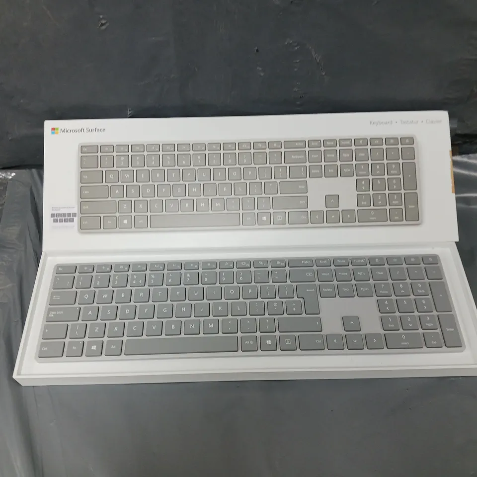 BOXED MICROSOFT SURFACE KEYBOARD 