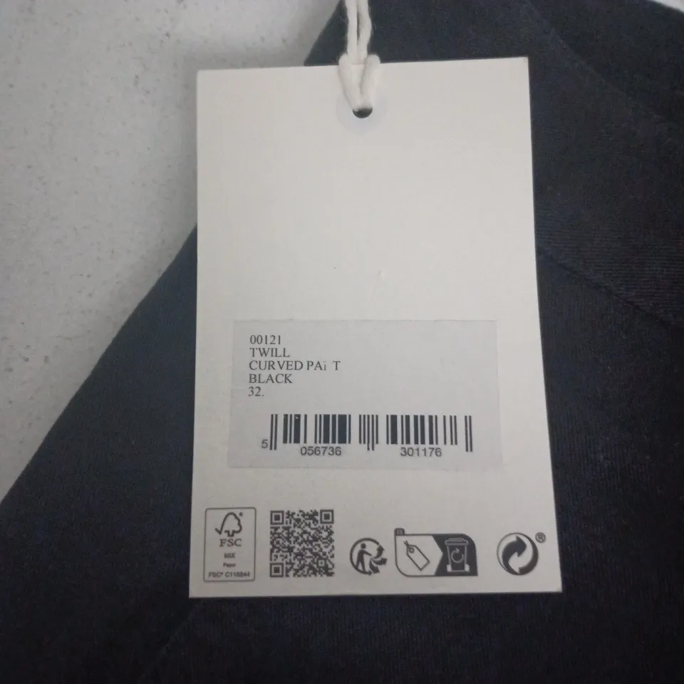 UNIVERSAL WORKS TWILL CURVED TROUSERS – BLACK, UK 32