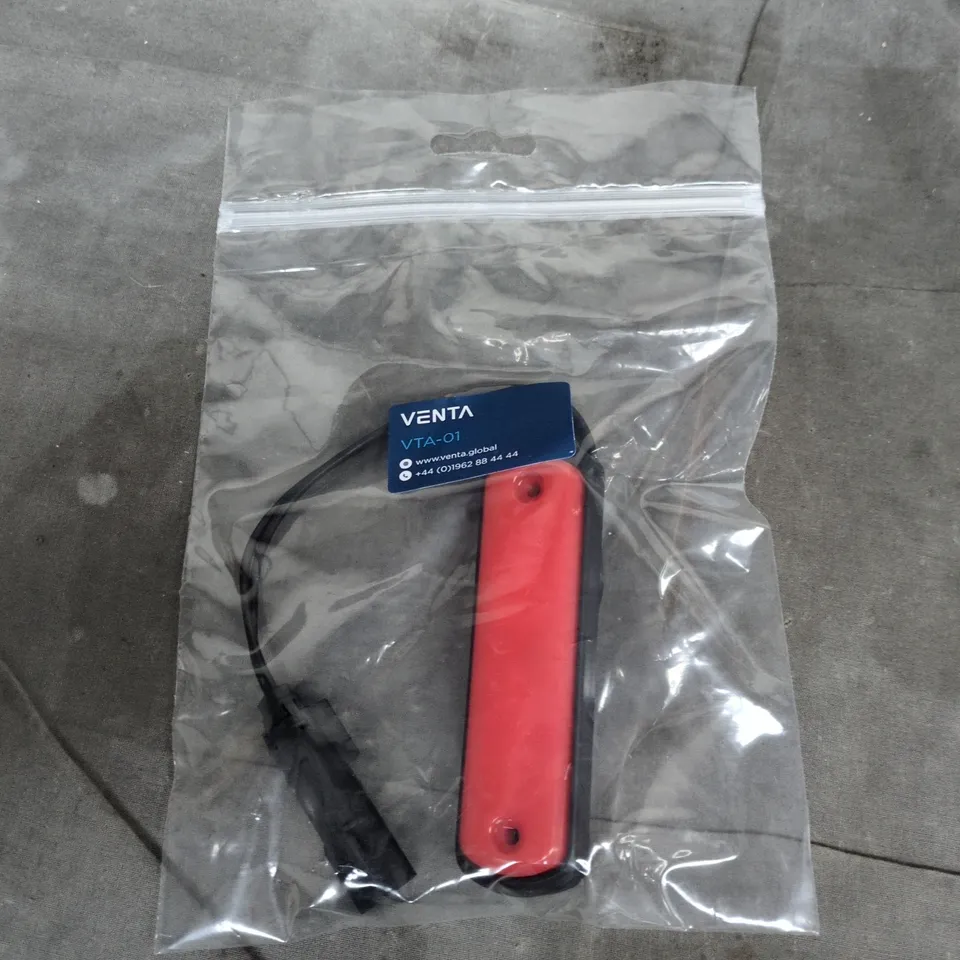 APPROXIMATELY 65 VTA-01 MARKER VEHICLE LIGHTS 