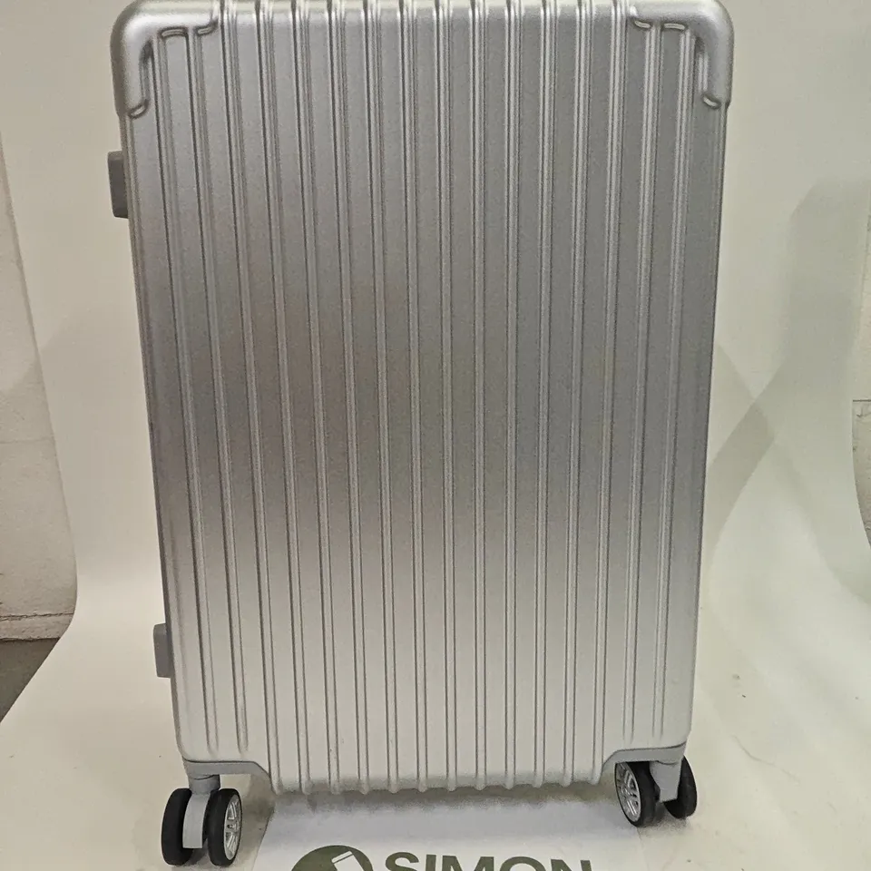 FLIGHT KNIGHT SILVER HARD SHELLED WHEELED LUGGAGE CASE WITH LOCKS