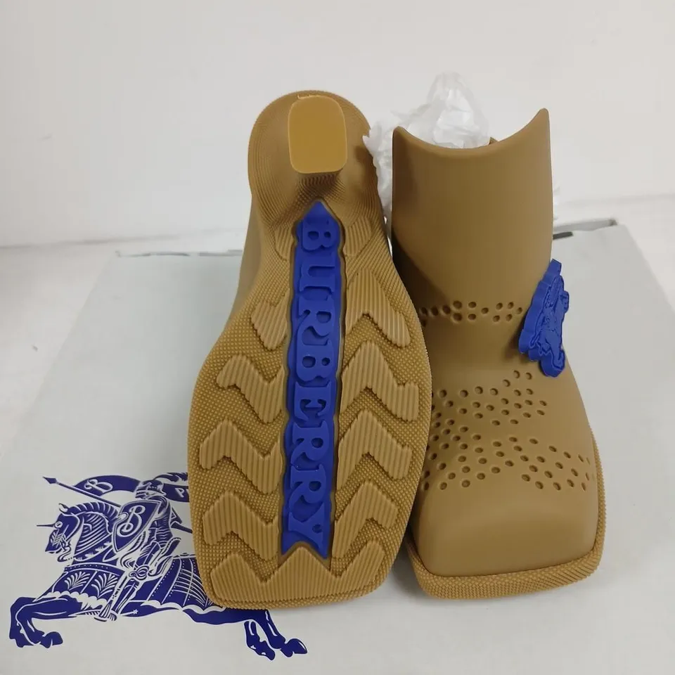 BURBERRY RUBBER MULE ON RUBBER SOLE – MANILA, WOMEN'S SHOE