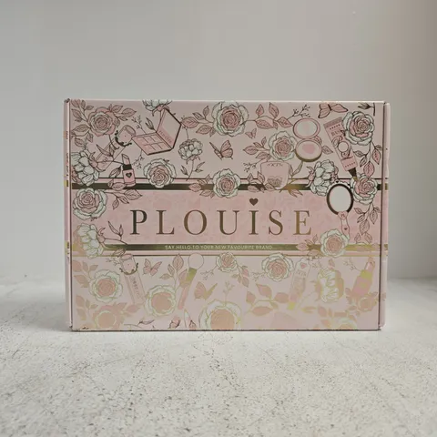 P.LOUISE MYSTERY COSMETIC BEAUTY SET