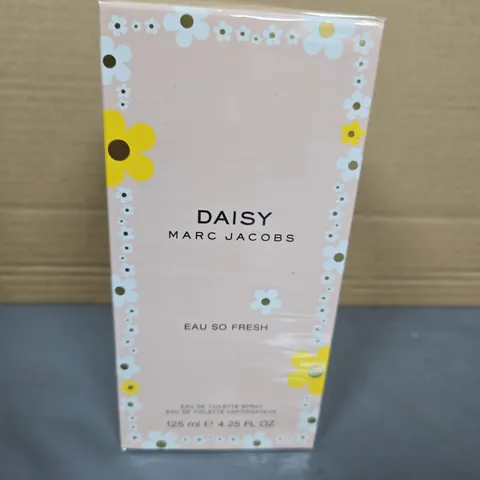 BOXED MARC JACOBS "DAISY" EAU SO FRESH EAU DE TOILETTE SPRAY 125ML