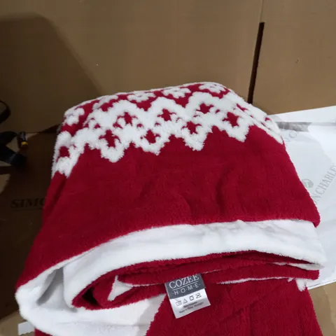 COZEE HOME RED AND WHITE THROW
