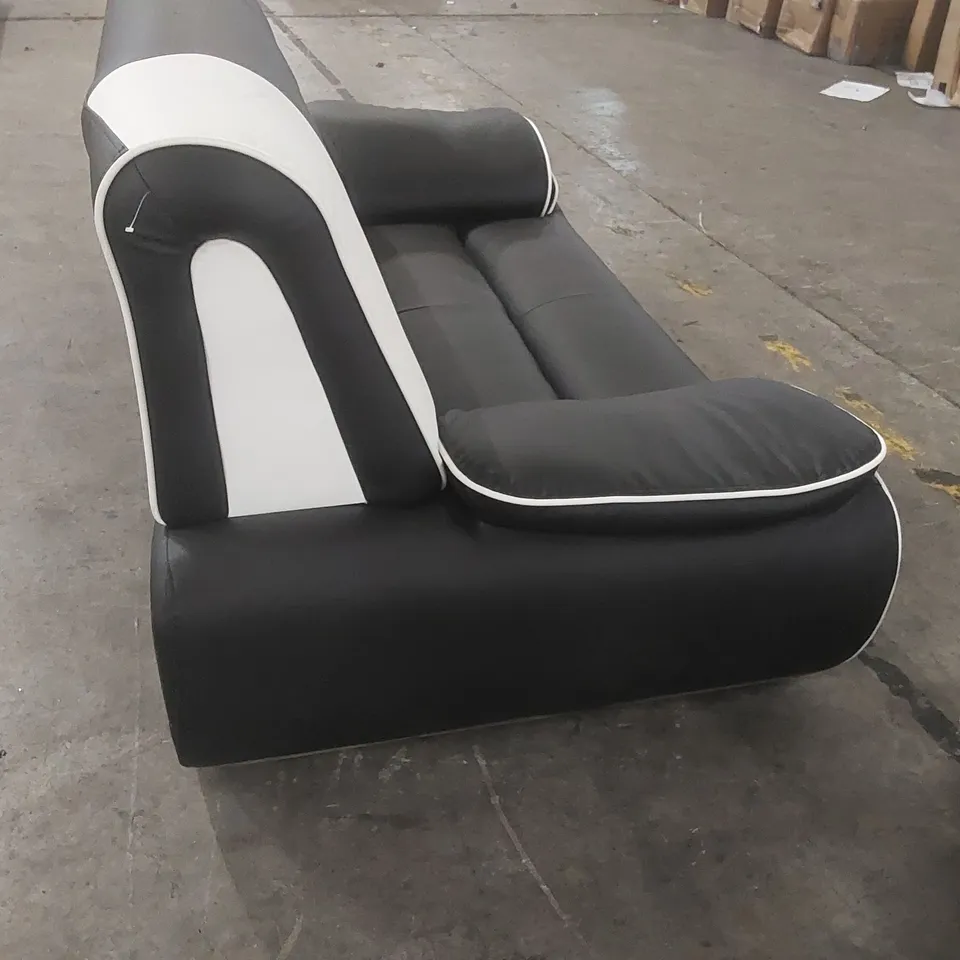 QUALITY DESIGNER HARTLE 2 - PIECE FAUX LEATHER LIVING ROOM SET