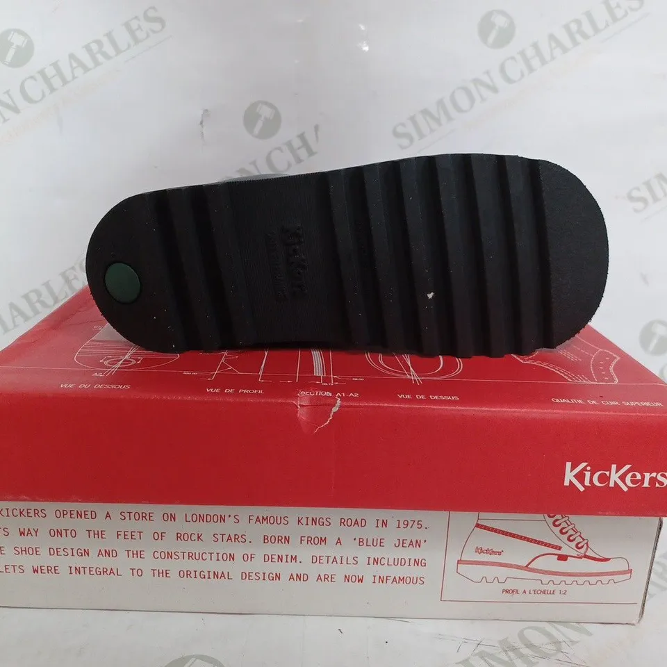 KICKERS KICK LOW J CORE IN BLACK - EU 33