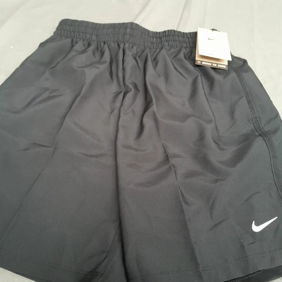 NIKE DRI FIT BLACK SHORTS - LARGE