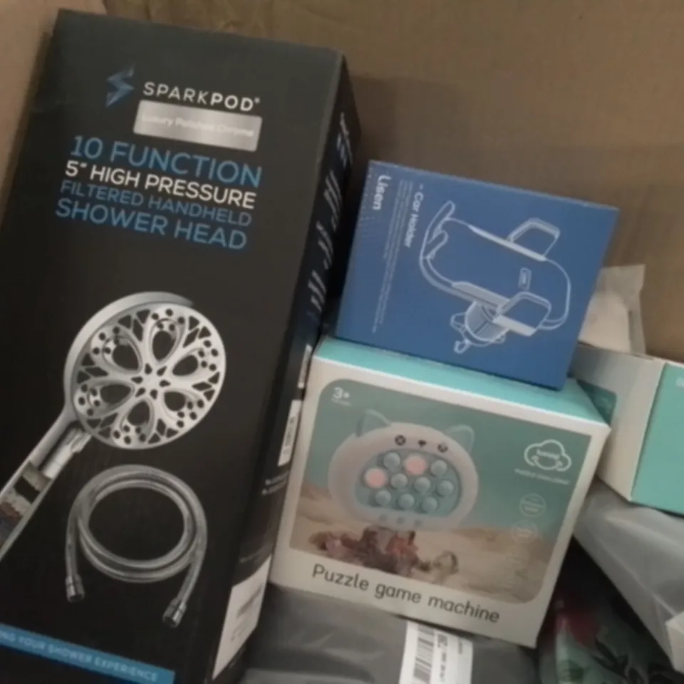 PALLET OF ASSORTED HOUSEHOLD ITEMS TO INCLUDE RECIPE FAVOURITE BOOKS,  SHOWER HEADS AND PUZZLE GAME MACHINE 