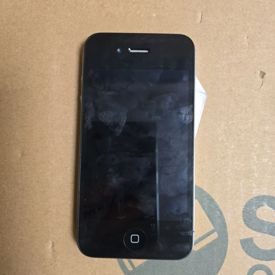 APPLE IPHONE 4 SMARTPHONE