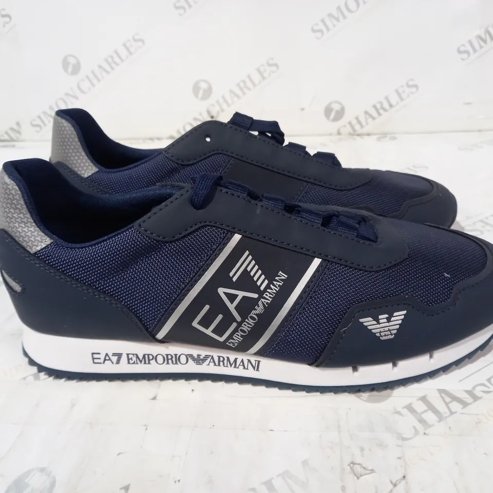 EA7 EMPORIO ARMANI BLUE TRAINERS SIZE 9