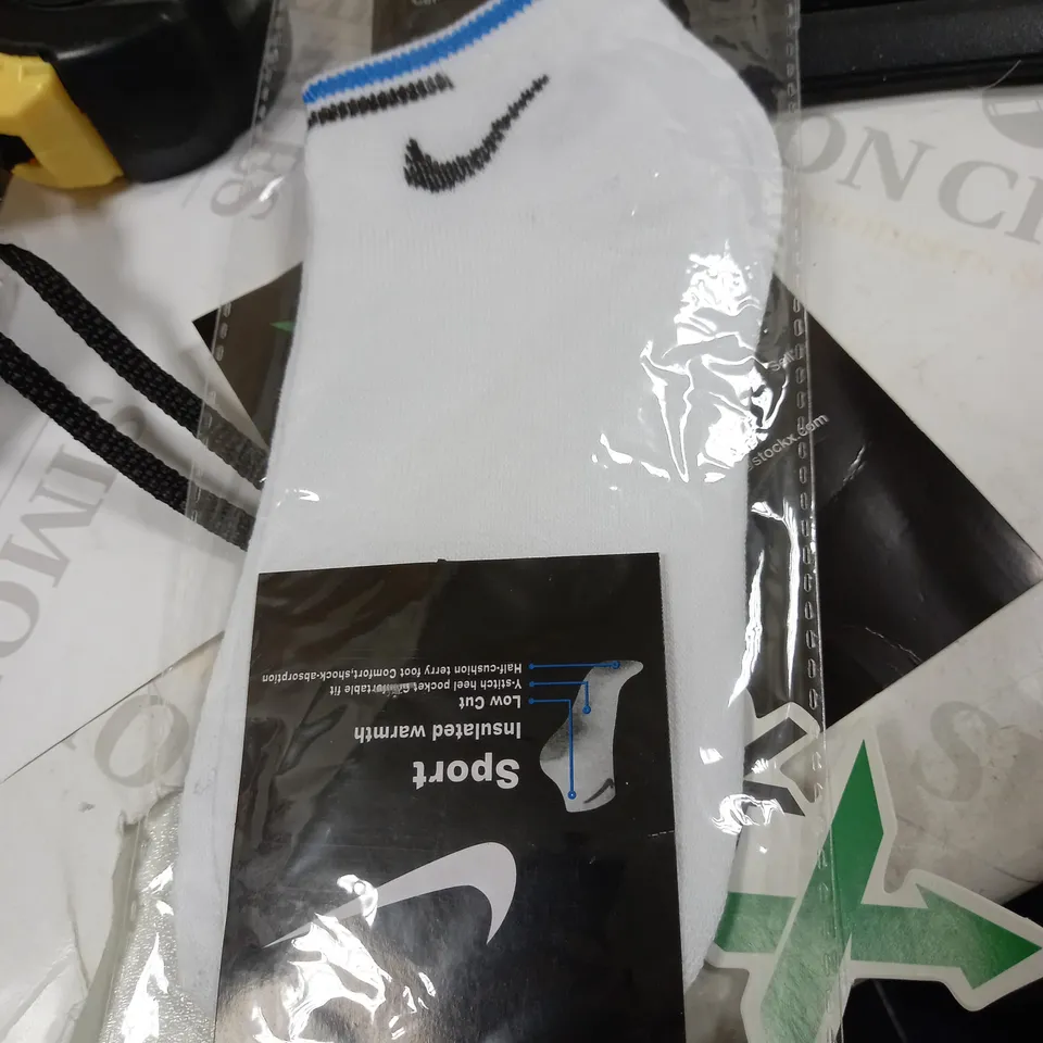 STOCK X NIKE AIR FORCES- WHITE SIZE- UK 10 WITH INSULATED SOCKS