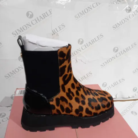 BOXED MODA IN PELLE GERRI EMBELLISHED SQUARE TOE CHELSEA BOOT - LEOPARD - SIZE 5