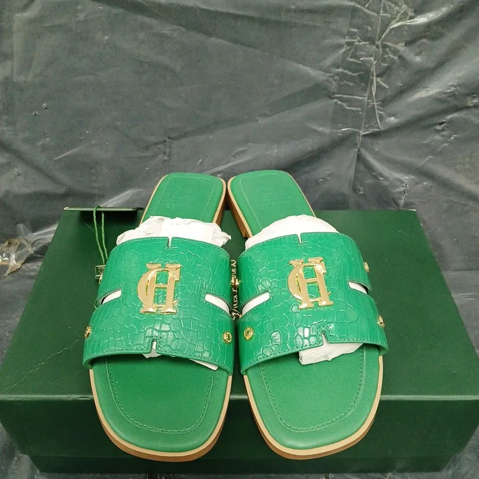 BOXED PAIR OF HOLLAND COOPER MONOGRAM SLIDES - UK SIZE 6