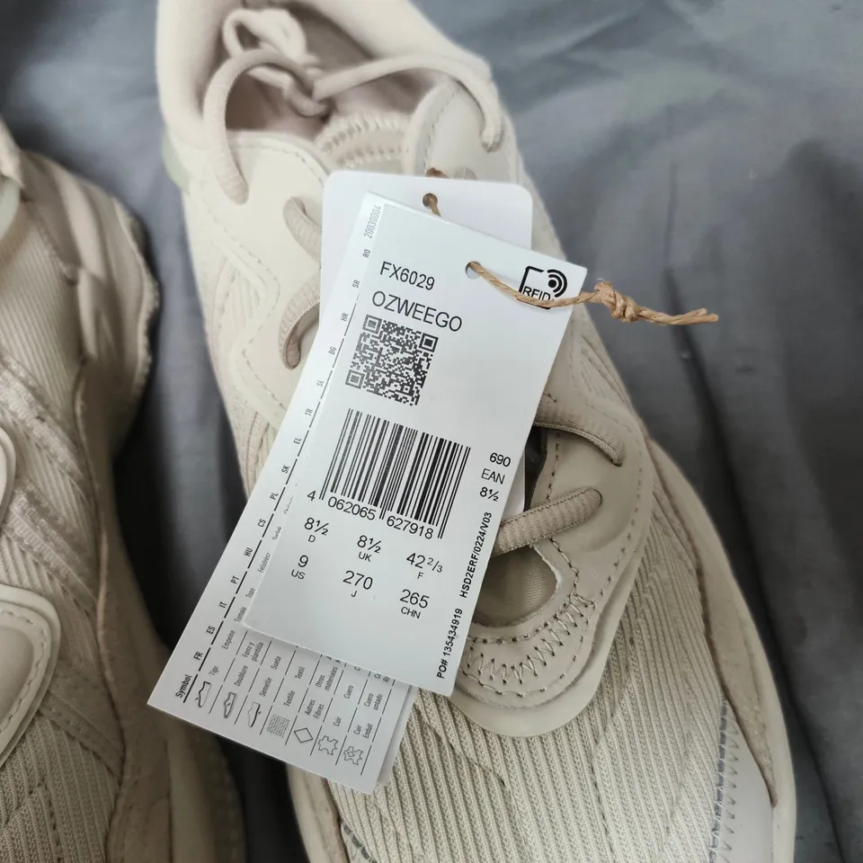 UK 8.5 ADIDAS OZWEEGO SNEAKERS – CREAM/BEIGE