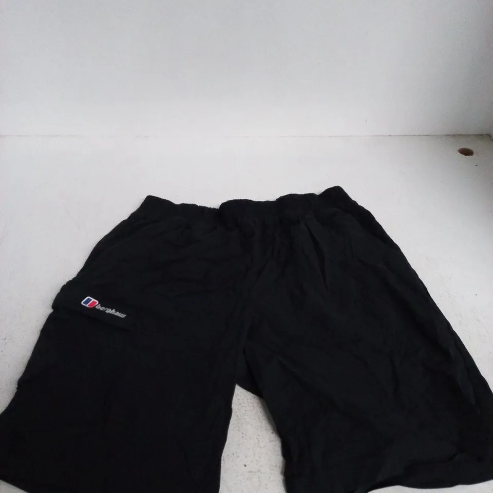 BERGHAUS SHORTS – BLACK, UK 38