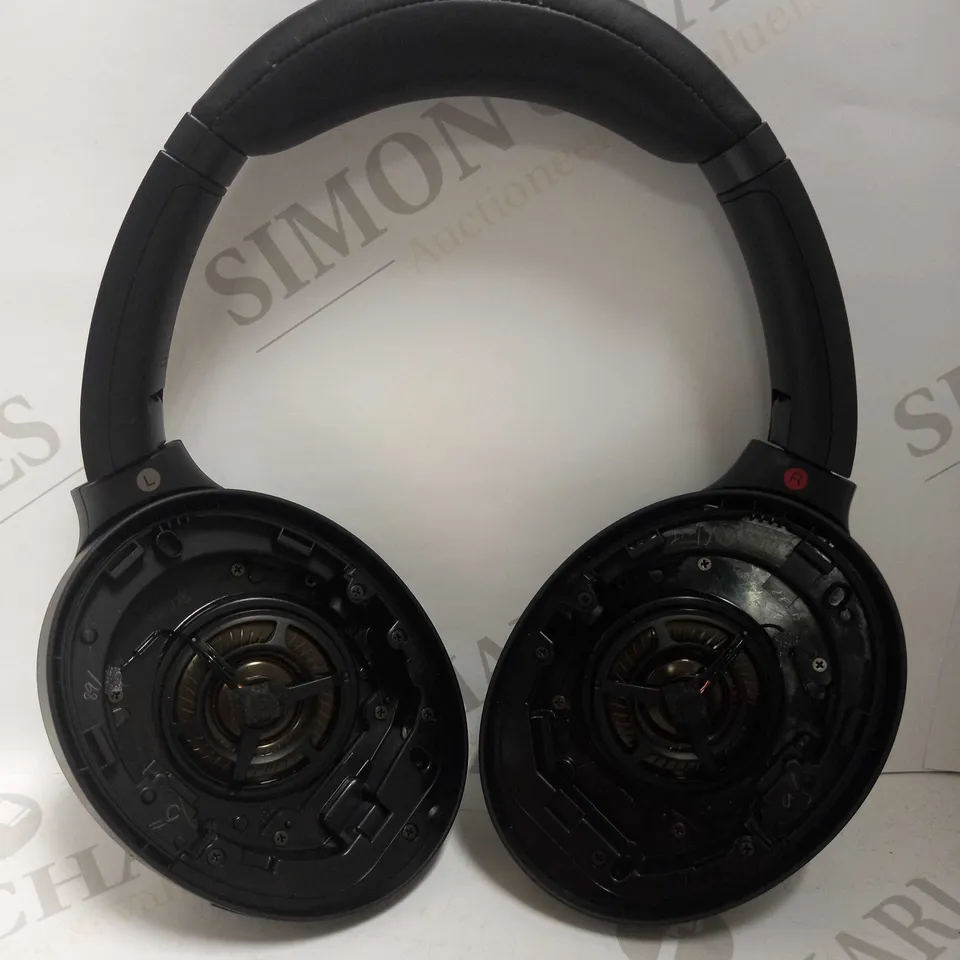 SONY WH-1000XM3 WIRELESS HEADPHONES 