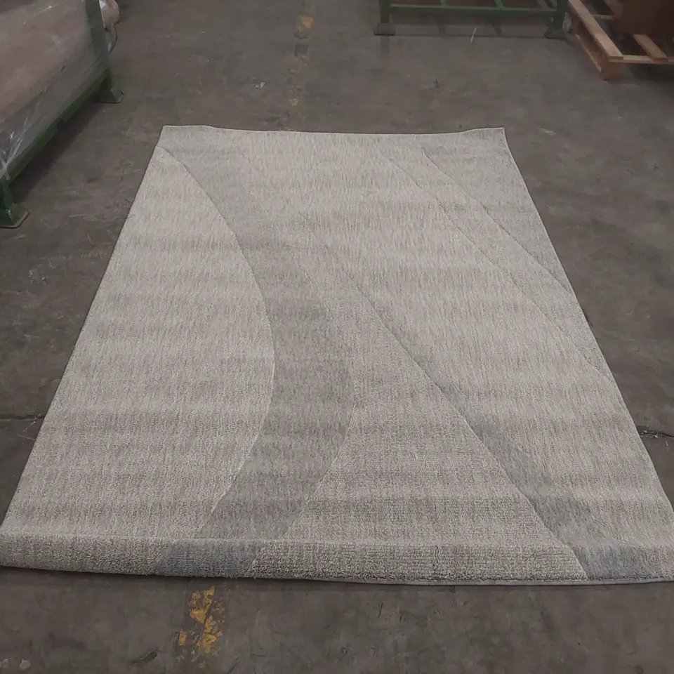 QUALITY DESIGNER AREA RUG - APPROXIMATELY 230 x 155cm