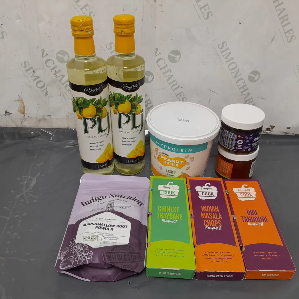APPROXIMATELY 8 ASSORTED FOOD AND DRINK PRODUCTS TO INCLUDE RAYNER'S PLJ LEMON, MYPROTEIN PEANUT BUTTER, INDIGO NUTRITION MARSHMALLOW ROOT POWDER 