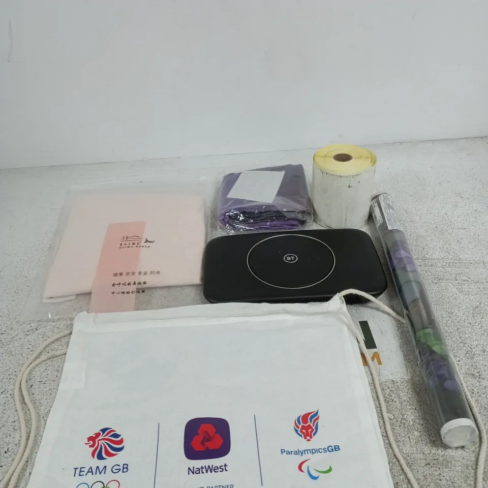BOX OF APPROXIMATELY 30 ASSORTED ITEMS INCLUDING A TEAM GB DUFFEL BAG, SOME STICKERS AND A BT WIFI ROUTER