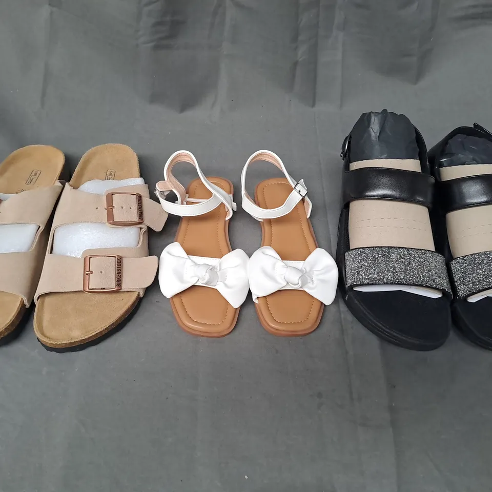 BOX OF APPROXIMATELY 15 ASSORTED PAIRS OF SHOES AND FOOTWEAR ITEMS IN VARIOUS STYLES AND SIZES TO INCLUDE BIRKENSTOCK, FITFLOP, ETC - COLLECTION ONLY