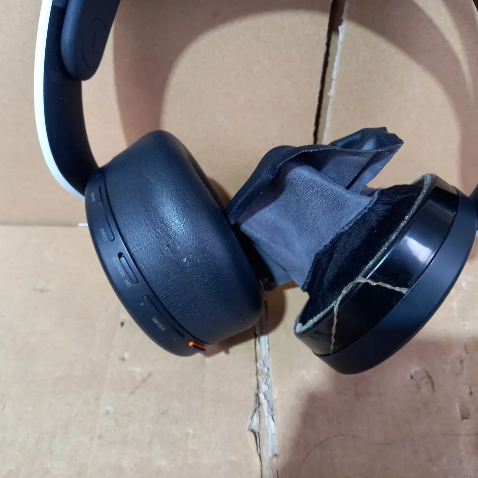 PLAYSTATION 3D PULSE WIRELESS HEADSET