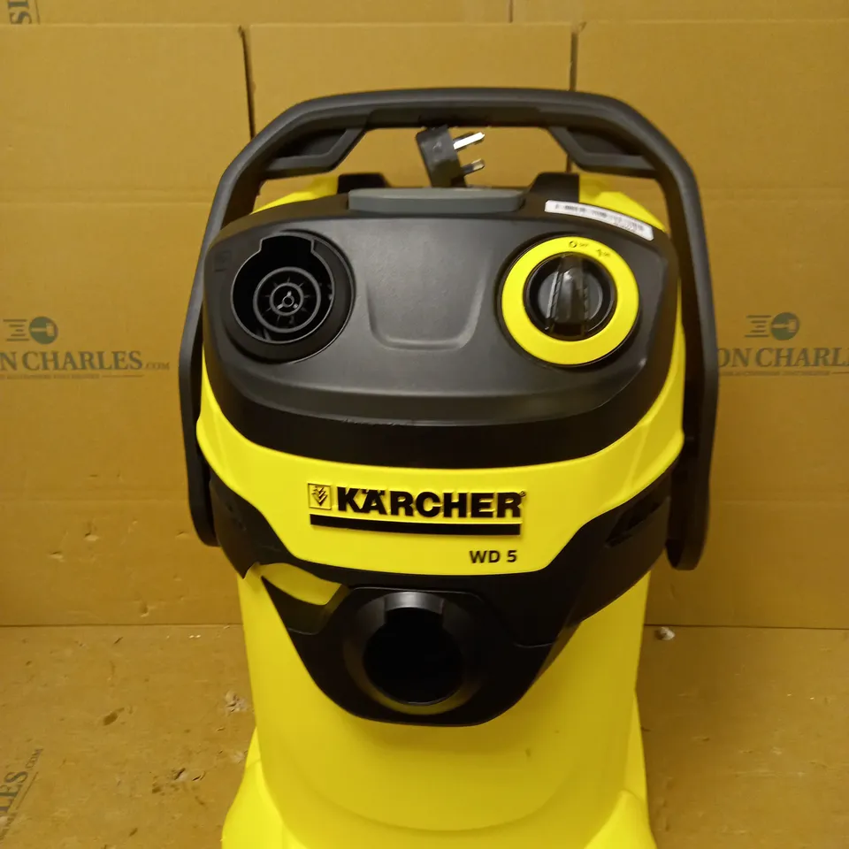 KARCHER WD5 VACUUM CLEANER