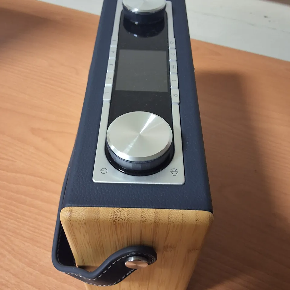 BOXED ROBERTS RAMBLER MAX DAB+ PORTABLE RADIO