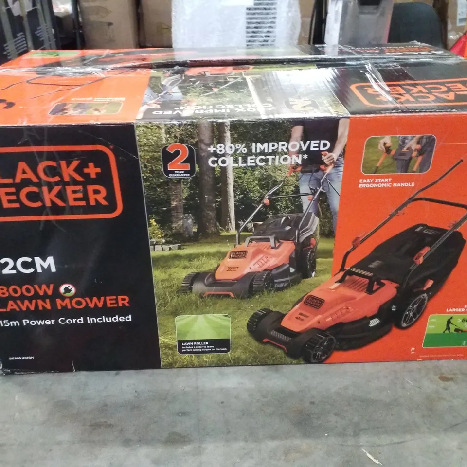 BOXED BLACK AND DECKER 1800W LAWNMOWER, 42CM	