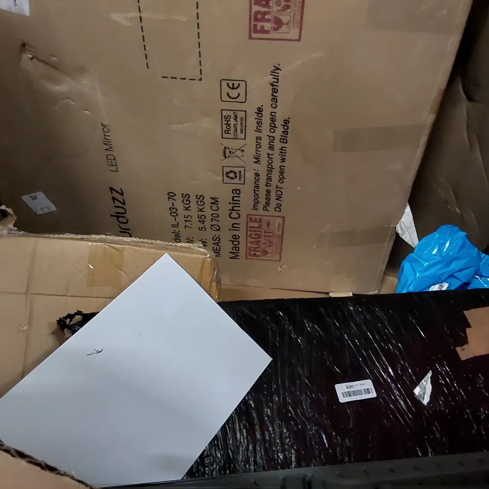 PALLET OF ASSORTED ITEMS INCLUDING: IRONING BOARD, EXTENDABLE WATER BRUSH, RETRACTABLE SAFETY GATE, TOILET SEAT, TELESCOPIC CURTAIN RAIL 