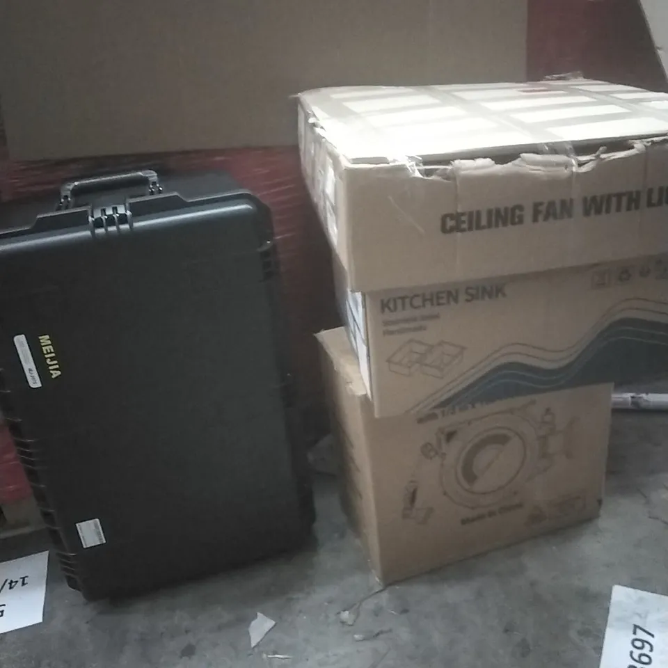 PALLET OF ASSORTED HOUSEHOLD GOODS AND PRODUCTS TO INCLUDE; CEILING FAN WITH LIGHT, KITCHEN SINK, RETRACTABLE GARDEN HOSE ETC