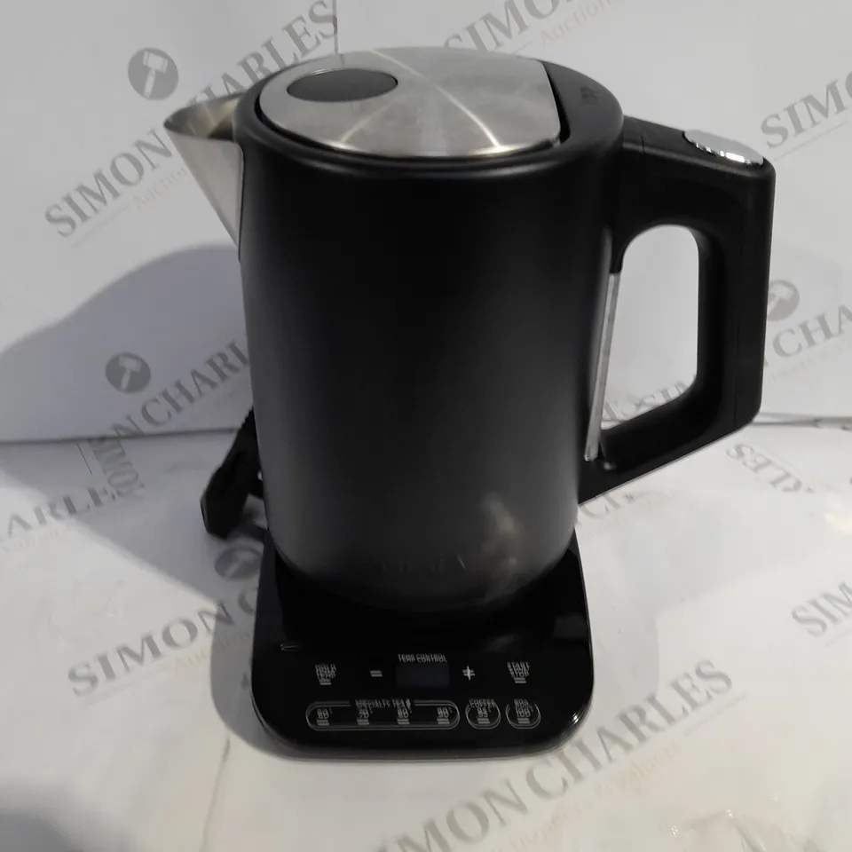 BOXED NINJA PERFECT TEMPERATURE KETTLE KT200UK