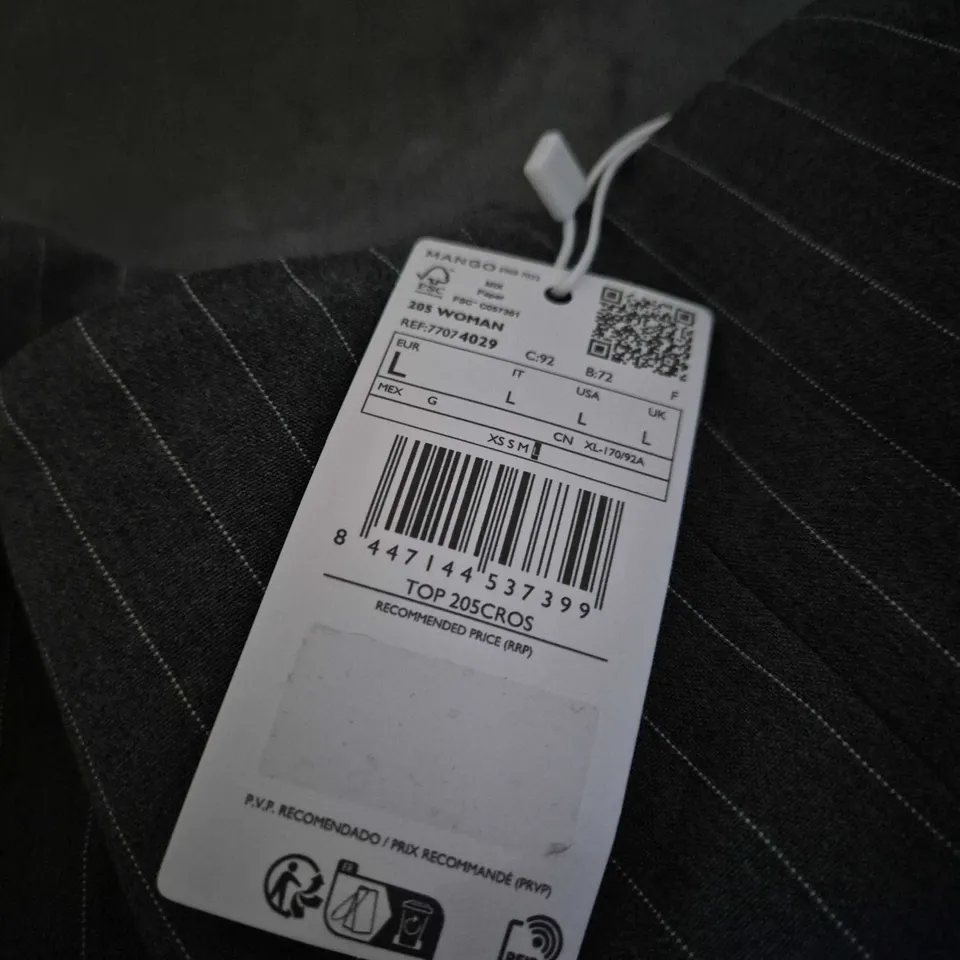 MANGO (MNG) WOMEN’S GREY PINSTRIPE SKIRT – UK SIZE L