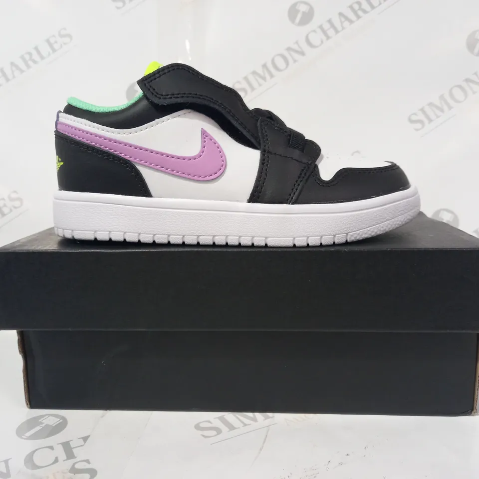BOXED PAIR OF NIKE AIR JORDAN KIDS SHOES IN BLACK/WHITE/VIOLET/MINT GREEN UK SIZE 11.5