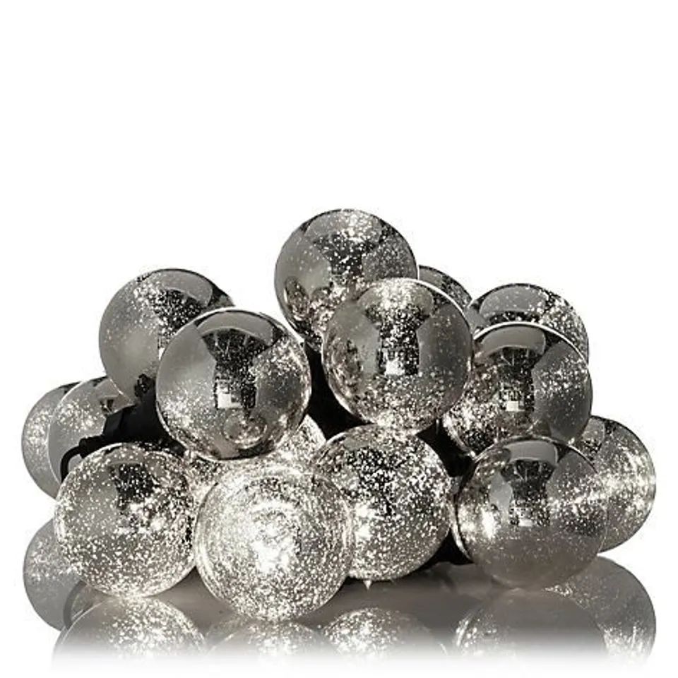 Garden Reflections 15m Solar Light Strand with 20 Globe LED Bulbs