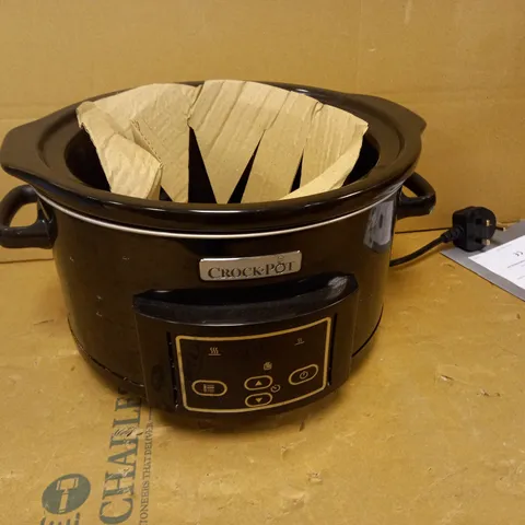CROCK POT SLOW COOKER