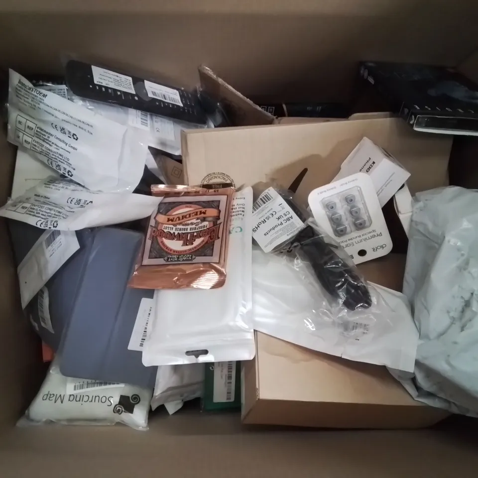 BOX CONTAINING LARGE AMOUNT OF MIXED BOXED ELECTRICAL ITEMS PHONE ACCESSORIES LIGHTING ETC.	