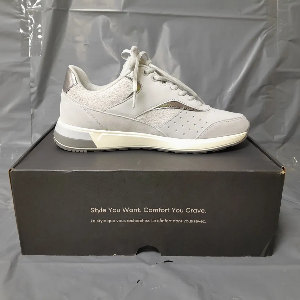 VIONIC CURAN NOVE TRAINERS VAPOUR GREY SIZE 7