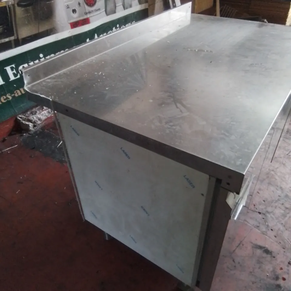 COMMERCIAL STAINLESS REFRIGERATED FOOD PREP COUNTER 