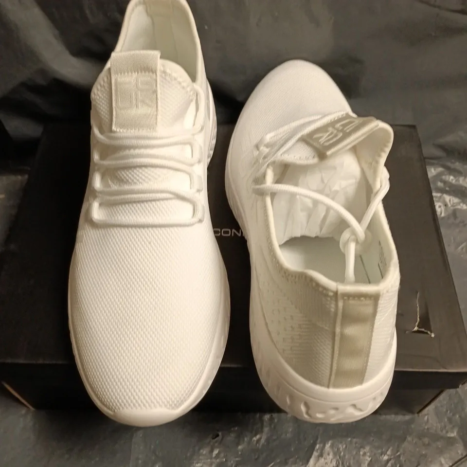 PAIR OF FCUK V5 LGT TRAINERS IN WHITE - UK 11