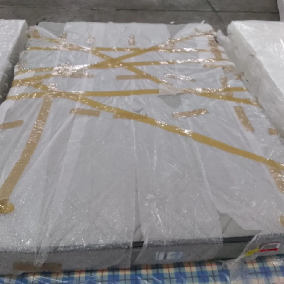 BAGGED OPEN COIL 4'6 MATTRESS 