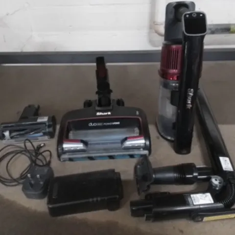 SHARK DUO CLEAN POWERFIN VACUUM CLEANER