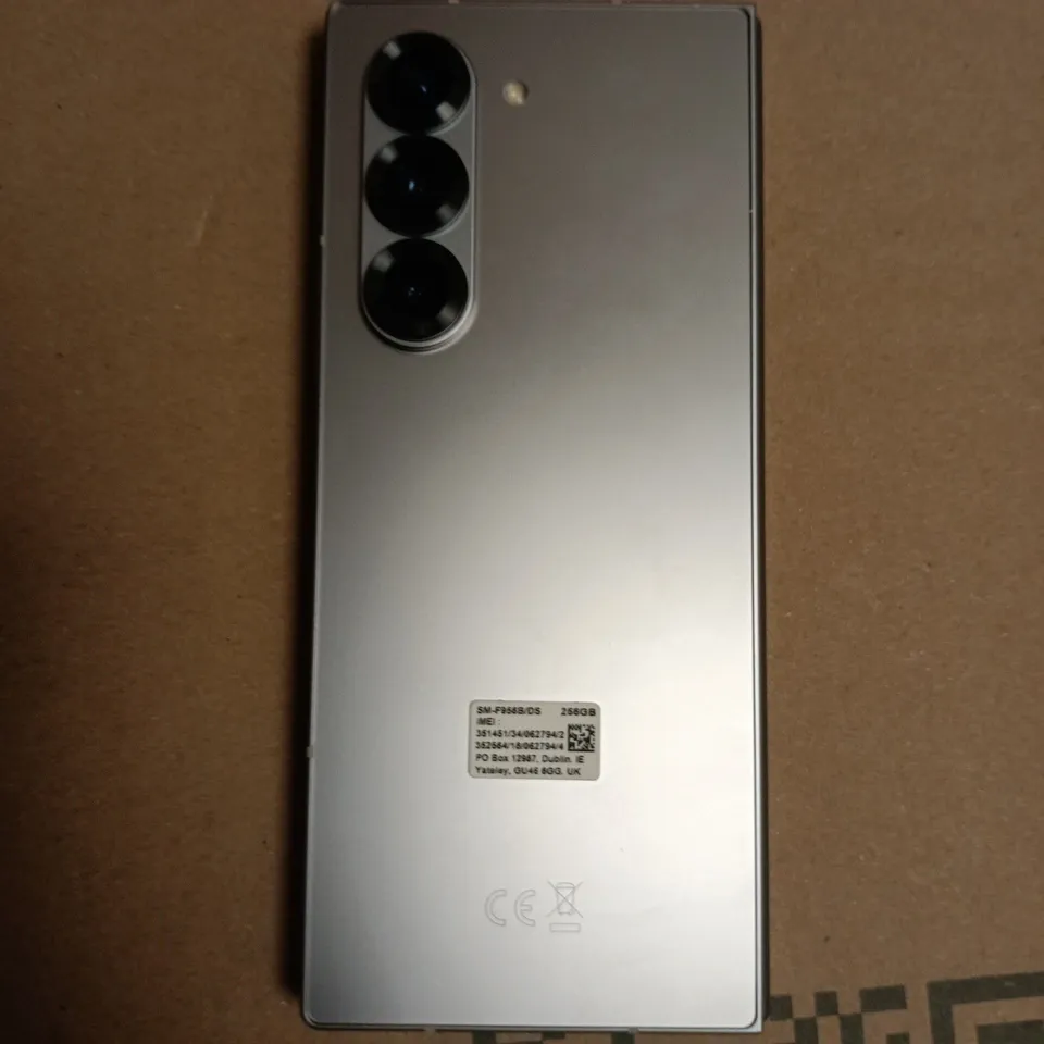 SAMSUNG GALAXY Z FOLD6 MOBILE SMART PHONE
