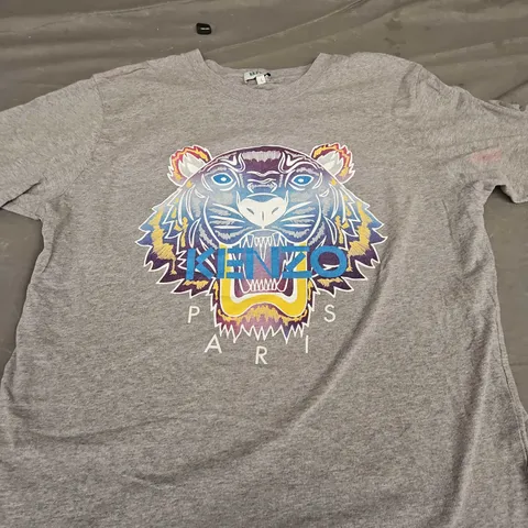 KENZO GRAPHIC TEE - SIZE LARGE
