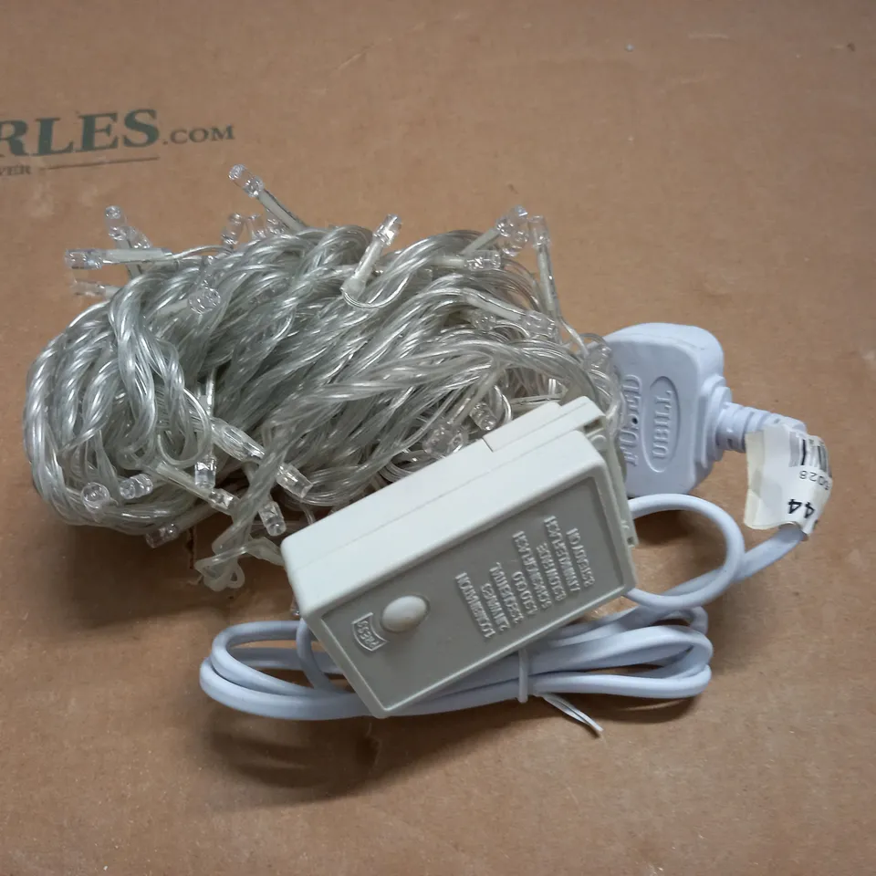 AS NEW SET OF 100 BLUE MAINS POWERED LED CHRISTMAS/FAIRY LIGHTS 